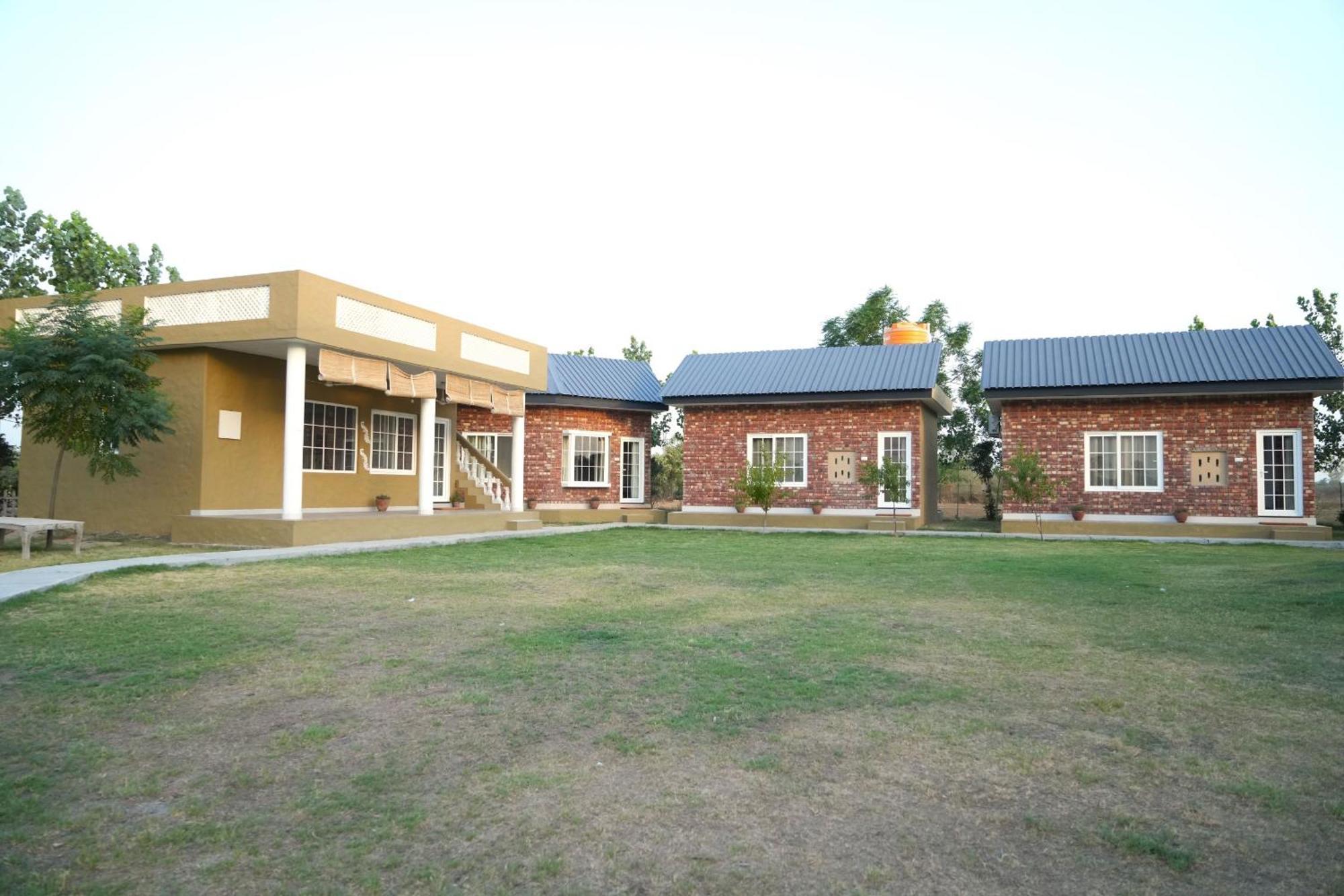Rustic Roots Farm Stay Attari Esterno foto